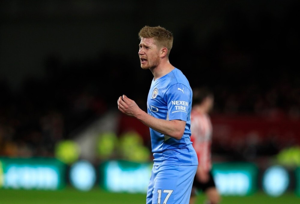  曼城横扫布伦特福德，福登两助攻主导  